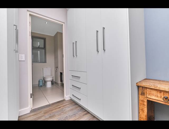 2 BEDROOM APARTMENT FOR SALE IN ROSEBANK